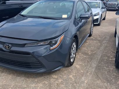Used 2025 Toyota Corolla LE