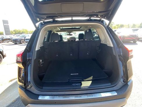 Used 2023 Nissan Rogue SV w/ SV Premium B Package FWD image 8