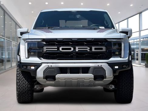 Used 2025 Ford F150 Raptor AWD/4WD image 9