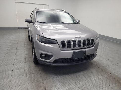 Used 2019 Jeep Cherokee Latitude w/ Popular Appearance Group FWD image 14