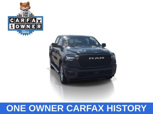 Used 2026 RAM 1500 Big Horn AWD/4WD image 3