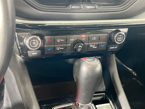 Used 2022 Jeep Compass Trailhawk w/ Sun and Sound Group AWD/4WD image 15