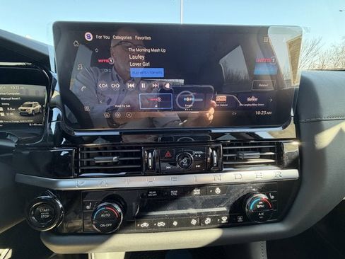New 2026 Nissan Pathfinder SL AWD/4WD image 25