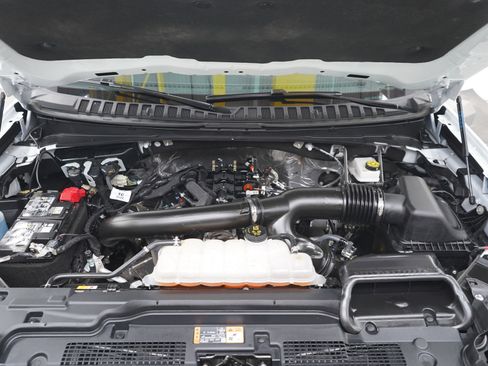 Used 2025 Ford Expedition Max Platinum AWD/4WD image 35