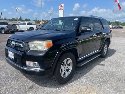 Used 2011 Toyota 4Runner SR5 RWD image 4