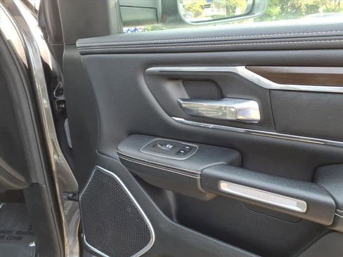 Used 2022 RAM 1500 Laramie image 14