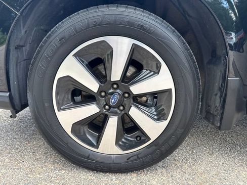 Used 2018 Subaru Forester 2.5i Premium AWD/4WD image 30