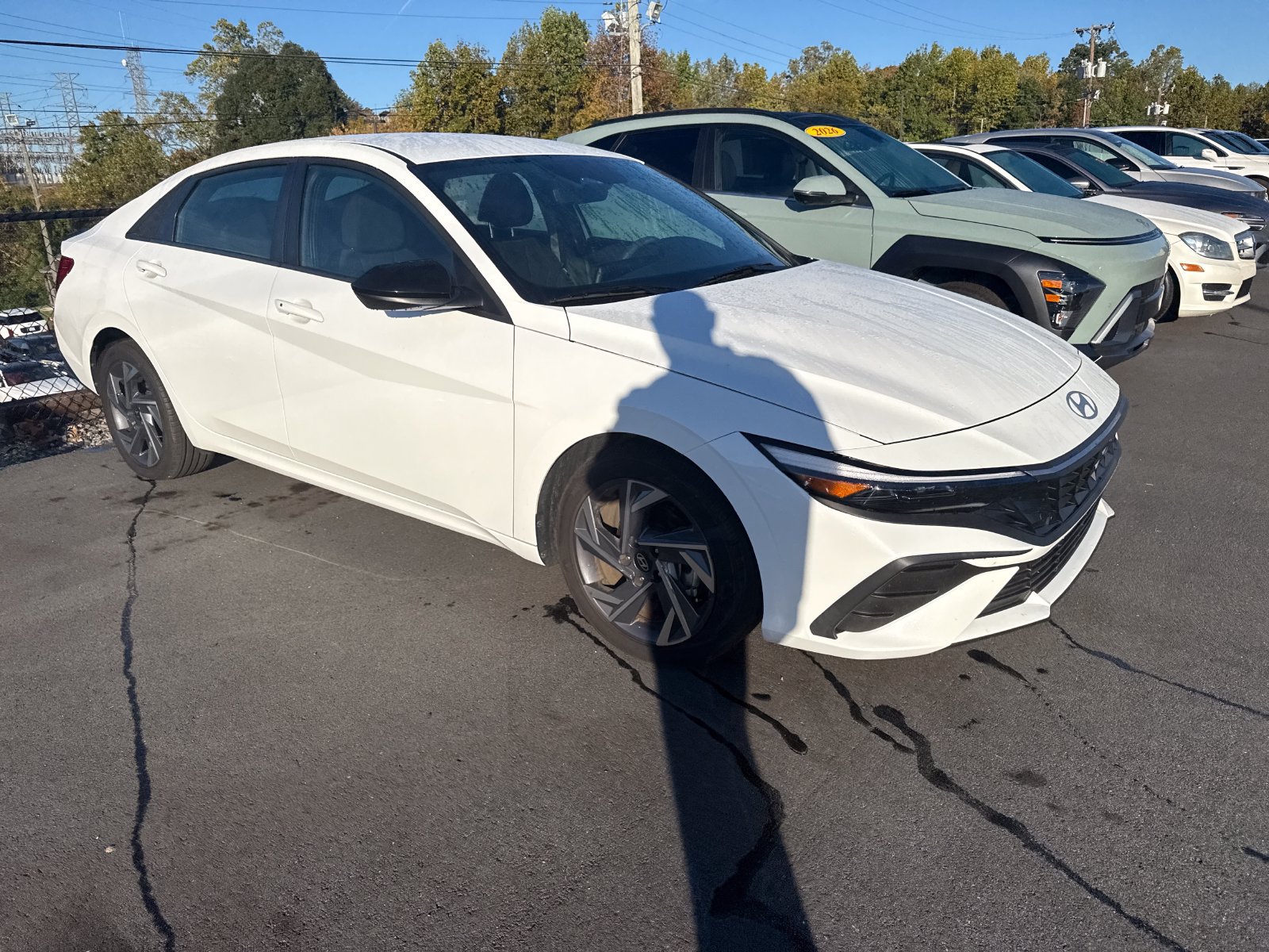 Used 2025 Hyundai Elantra Sport FWD image 7