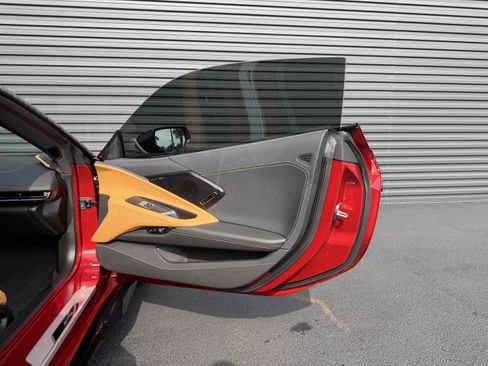 Used 2024 Chevrolet Corvette Z06 w/ Stealth Interior Trim Package RWD image 18
