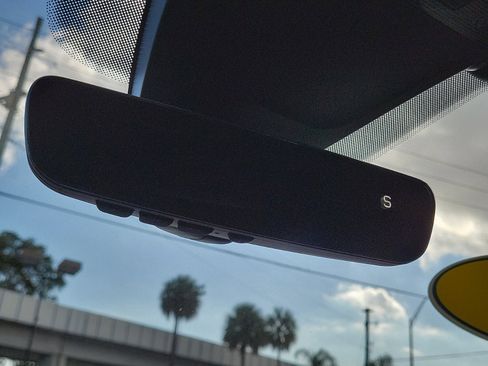 Used 2024 Volkswagen Tiguan SE R-Line FWD image 30