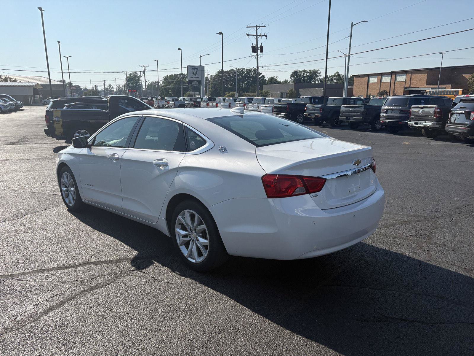 Used 2016 Chevrolet Impala LT w/ Convenience Package FWD image 20