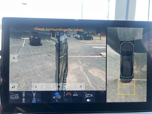 Used 2025 Toyota 4Runner TRD Off-Road Premium w/ Tow Technology Package image 58