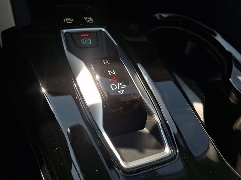 Used 2025 Audi Q5 Prestige image 14