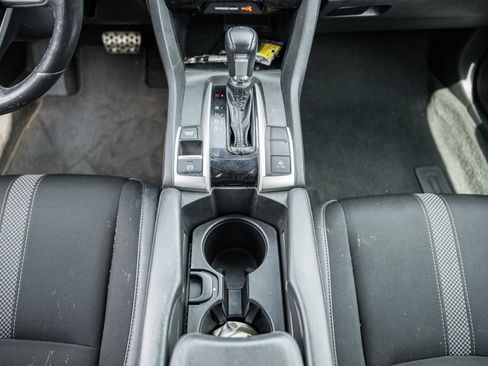Used 2019 Honda Civic Sport image 17