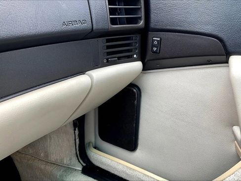 Used 1989 Porsche 944 S2 image 34