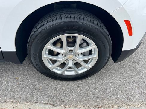 Used 2024 Chevrolet Equinox LT AWD/4WD image 12