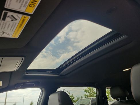 Used 2024 Honda CR-V Sport Touring image 22