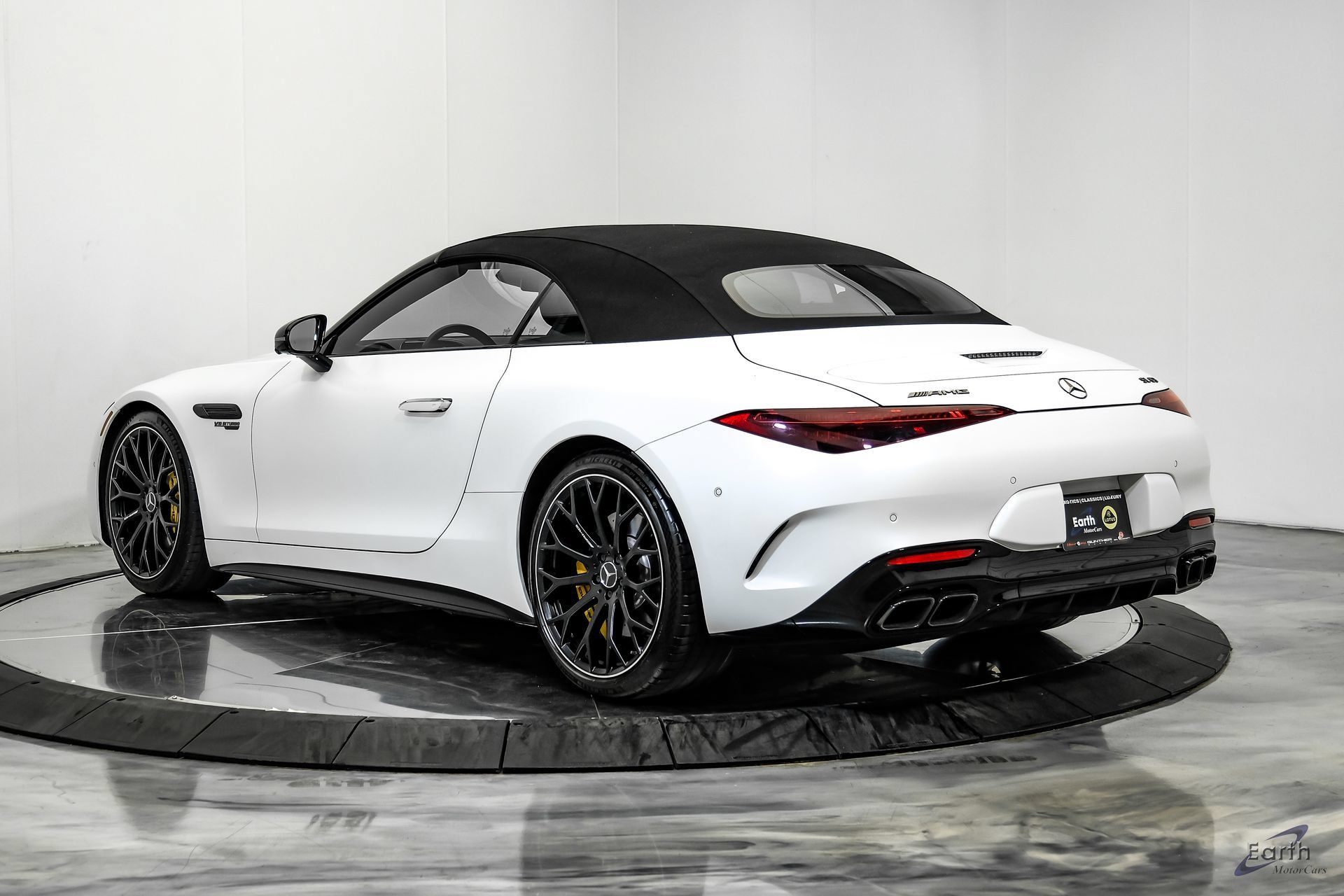 Used 2022 Mercedes-Benz SL 63 AMG 4MATIC image 11