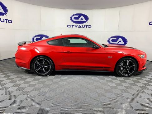 Used 2017 Ford Mustang GT Premium w/ Equipment Group 401A RWD image 2