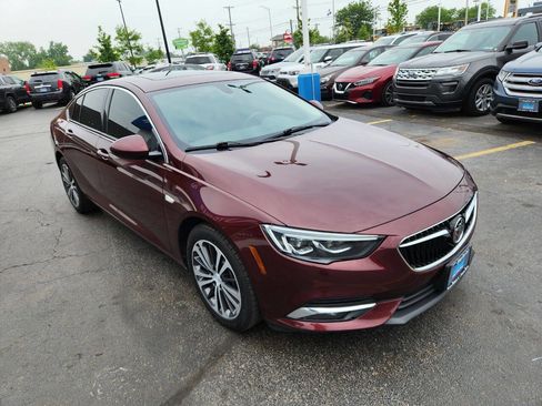 Used 2018 Buick Regal Preferred w/ Driver Confidence Package #1 image 6