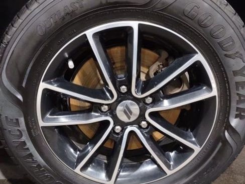 Used 2018 Dodge Journey SE w/ Blacktop Package image 27