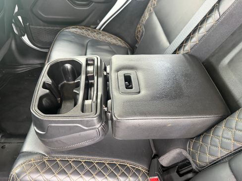 Used 2021 Jeep Wrangler Unlimited Sahara AWD/4WD image 20