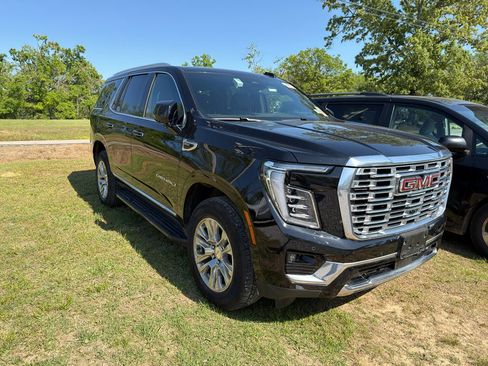 Used 2025 GMC Yukon Denali image 3