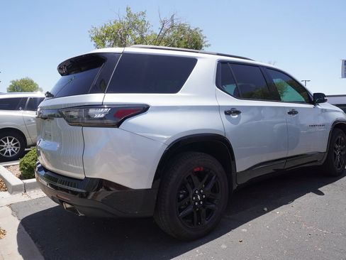 Used 2020 Chevrolet Traverse Premier w/ Redline Edition FWD image 5