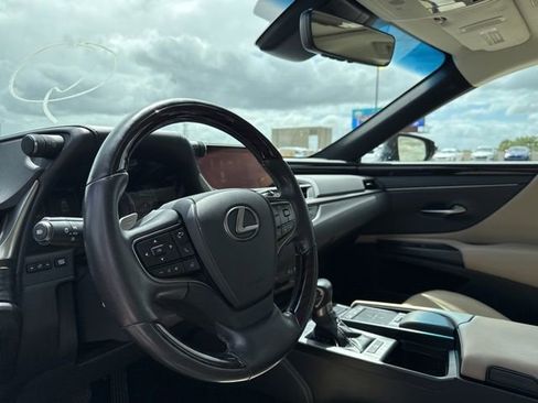 Used 2021 Lexus ES 350 w/ Premium Package image 12