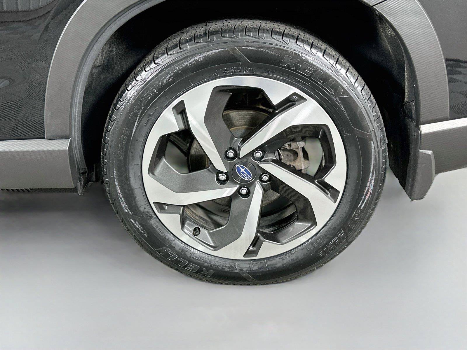 Used 2024 Subaru Forester Touring AWD/4WD image 31