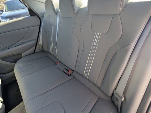 Certified 2023 Hyundai Elantra SEL w/ Convenience Package image 23