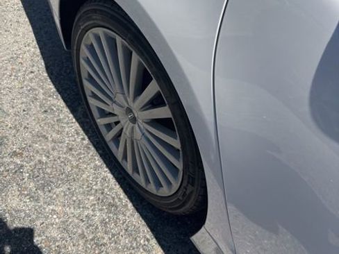 Used 2017 Lincoln MKZ Reserve FWD image 6