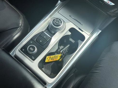 Certified 2023 Ford Explorer Limited w/ Limited Technology Package AWD/4WD image 29