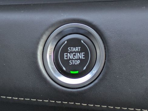 Used 2023 Cadillac Escalade Sport Platinum w/ Heavy-Duty Trailer Package image 17