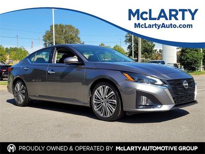 Used 2023 Nissan Altima 2.5 SL