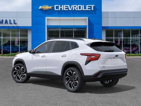 New 2026 Chevrolet Trax RS FWD image 3