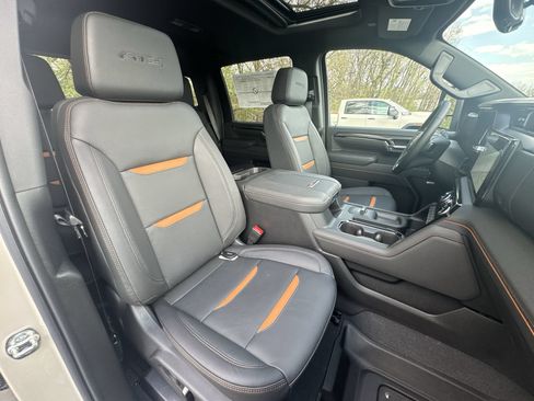 New 2026 GMC Sierra 2500 AT4 w/ AT4 Premium Plus Package AWD/4WD image 26