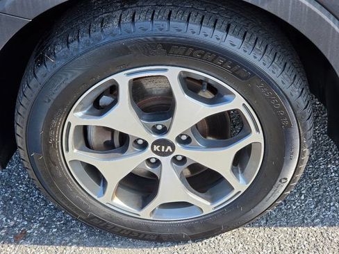 Used 2020 Kia Telluride EX AWD/4WD image 18