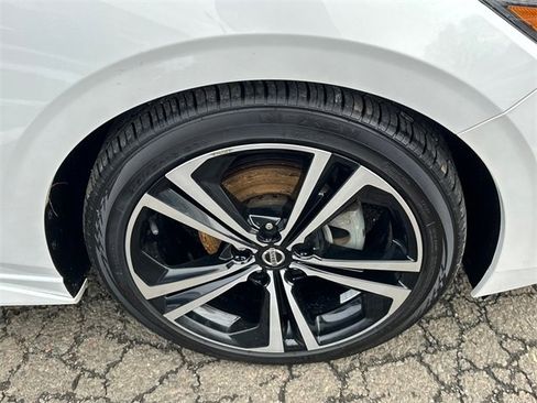 Used 2022 Nissan Sentra SR image 7