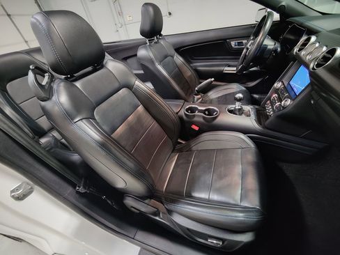 Used 2019 Ford Mustang GT Premium w/ GT Performance Package image 14