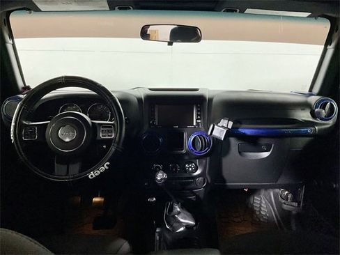 Used 2016 Jeep Wrangler Unlimited Sport image 18