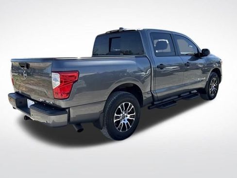 Used 2023 Nissan Titan SV w/ SV Convenience Package image 7