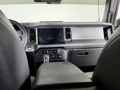 Used 2024 Ford Bronco Black Diamond AWD/4WD image 21