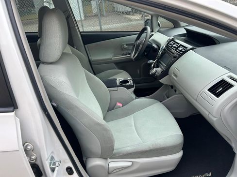 Used 2012 Toyota Prius V Three FWD image 16