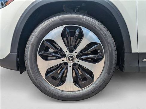 New 2026 Mercedes-Benz GLA 250 image 9