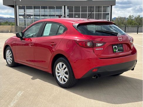 Used 2016 MAZDA MAZDA3 i Sport FWD image 6