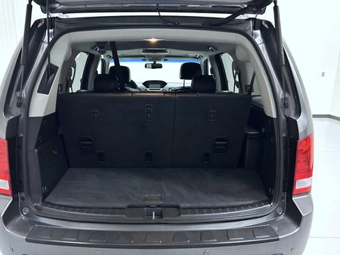 Used 2011 Honda Pilot Touring image 22