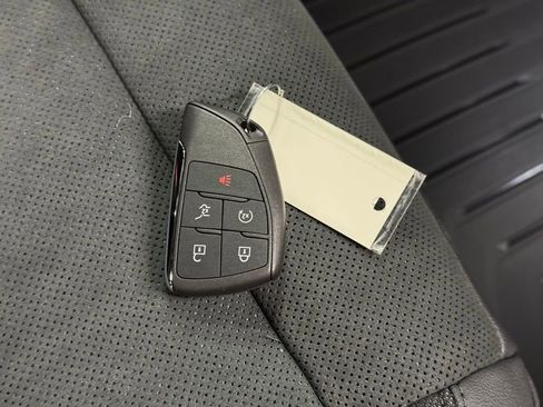 New 2025 Chevrolet Blazer EV RS image 27