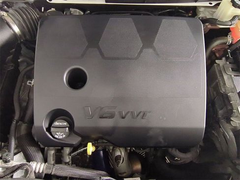 Certified 2019 Buick Enclave Essence image 28