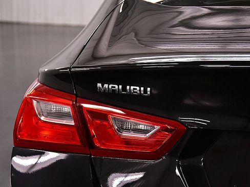 Used 2023 Chevrolet Malibu LT image 10